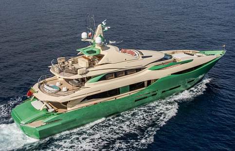 BEAUTIFUL GREEN SUPER YACHTS ON ST. PATRICK'S DAY